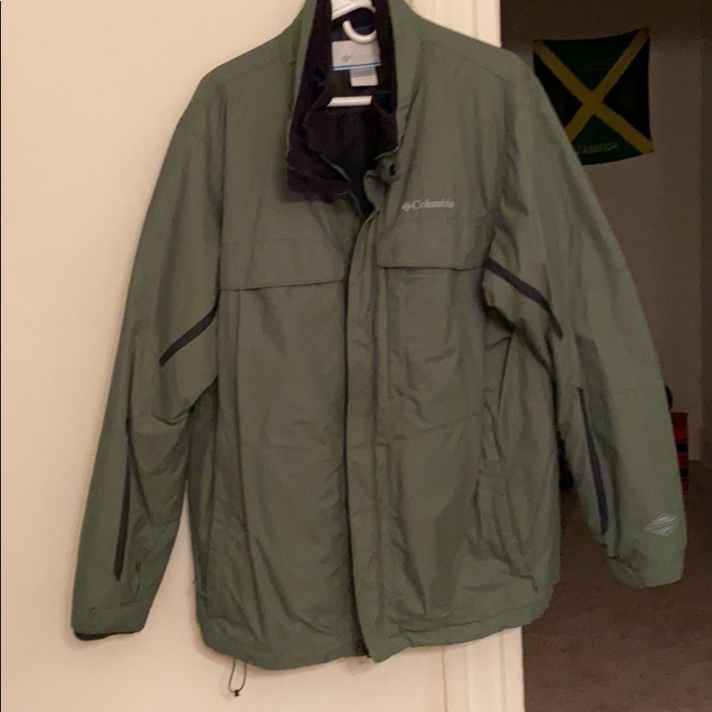 Columbia waterproof Coat lite green